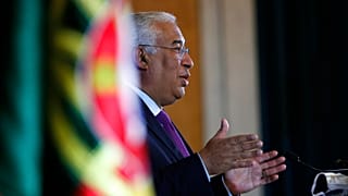 Portugals Ministerpräsident Antonio Costa kündigt harten Lockdow an