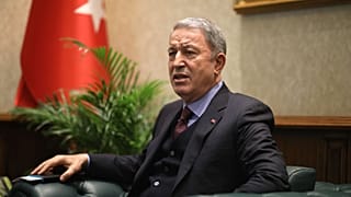 Milli Savunma Bakanı Hulusi Akar.