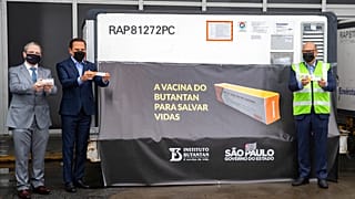 Brezilya'daki araştırmacılar, CoronaVac'ın semptomatik enfeksiyonları önlemede sadece yüzde 50.4 etkinlikte olduğunu duyurdu