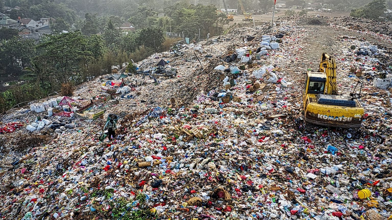 The UK continues to export plastic waste to countries which can't properly treat it