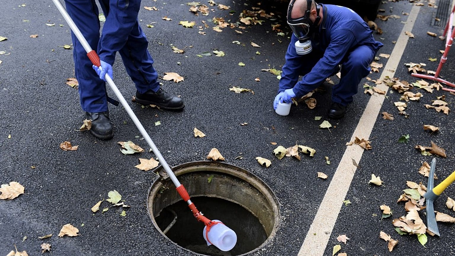 Francia detecta varios focos de COVID-19 gracias al estudio de las aguas residuales