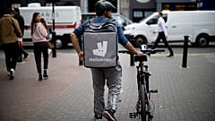Deliveroo kuryesi