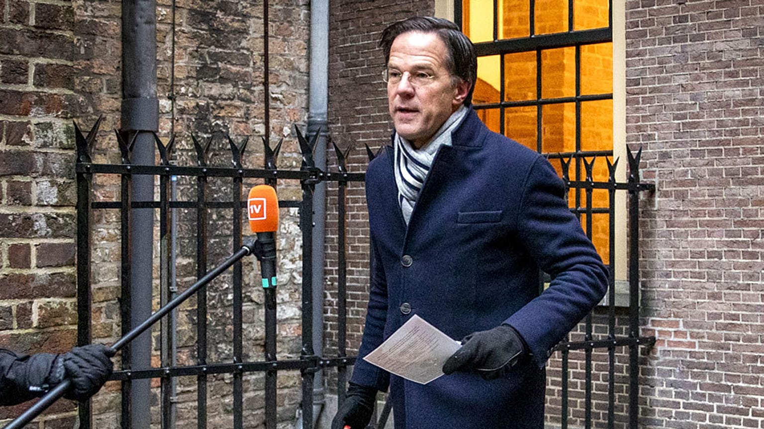 Le Premier ministre néerlandais Mark Rutte à La Haye, le 15 janvier 2021