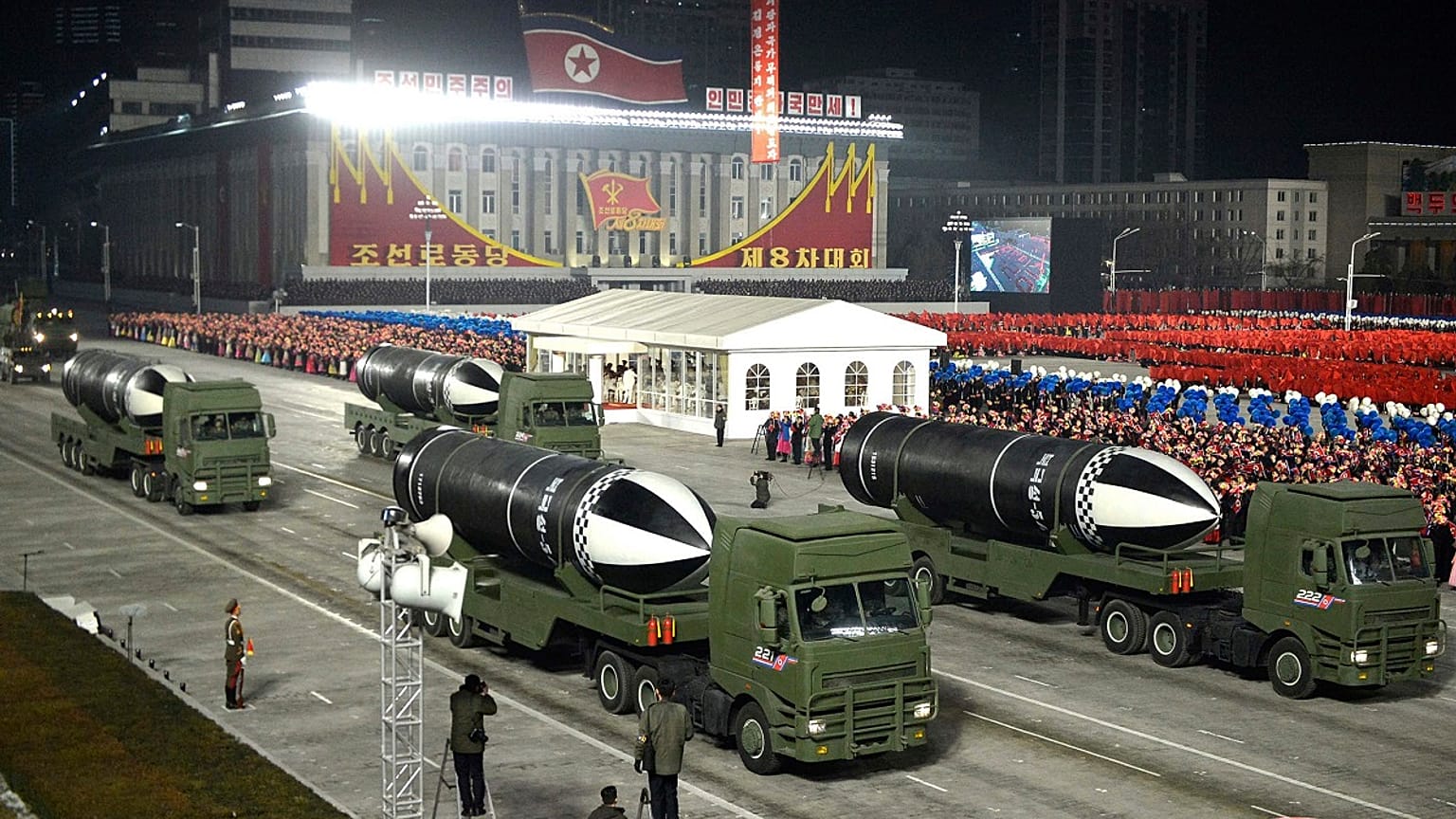 As novas armas da Coreia do Norte em desfile