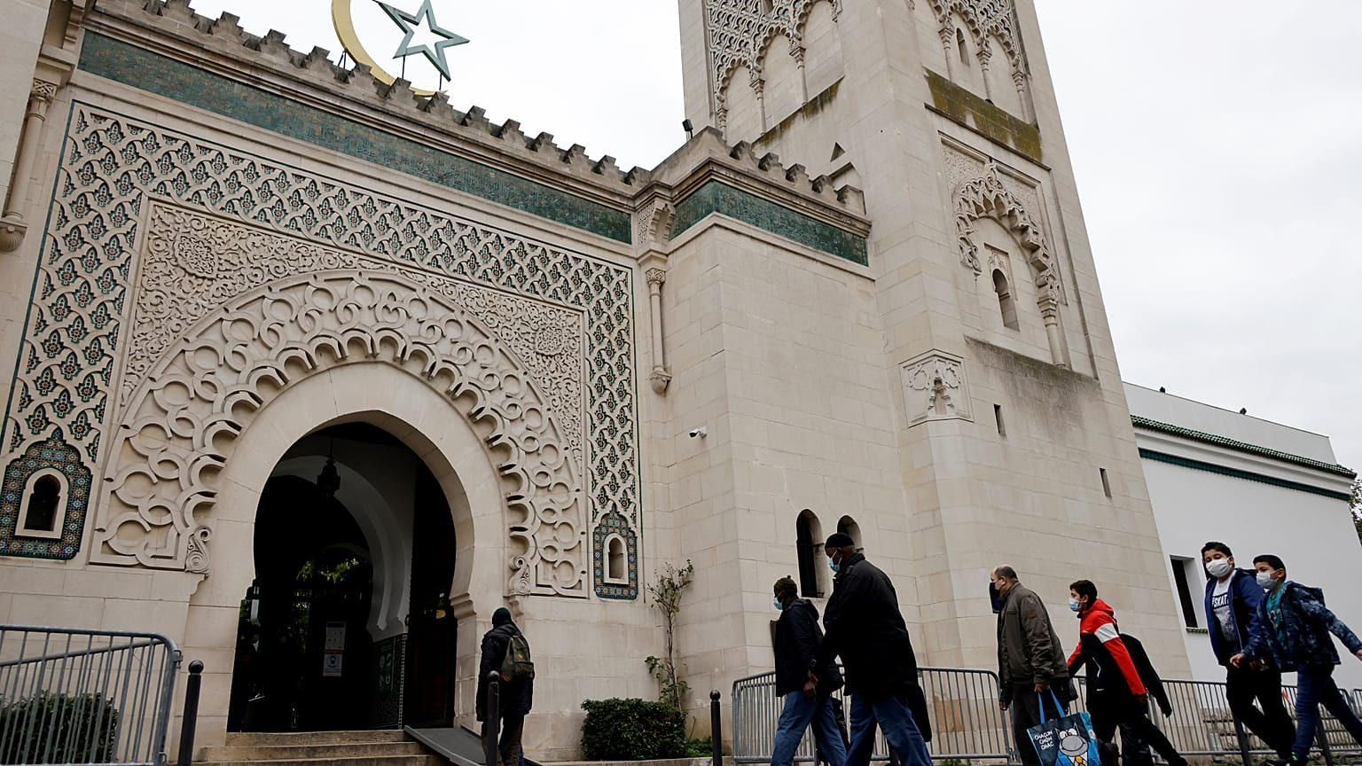 المسجد الكبير بباريس 