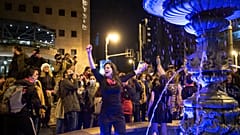 Trotz Kälte: Proteste gegen Benjamin Netanjahu