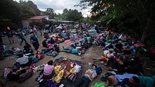 La caravana de hondureños reposa en Vado Hondo, Guatemala 16/1/2021