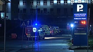 Até em Santa Maria, o maior hospital português, as ambulâncias tiveram de esperar