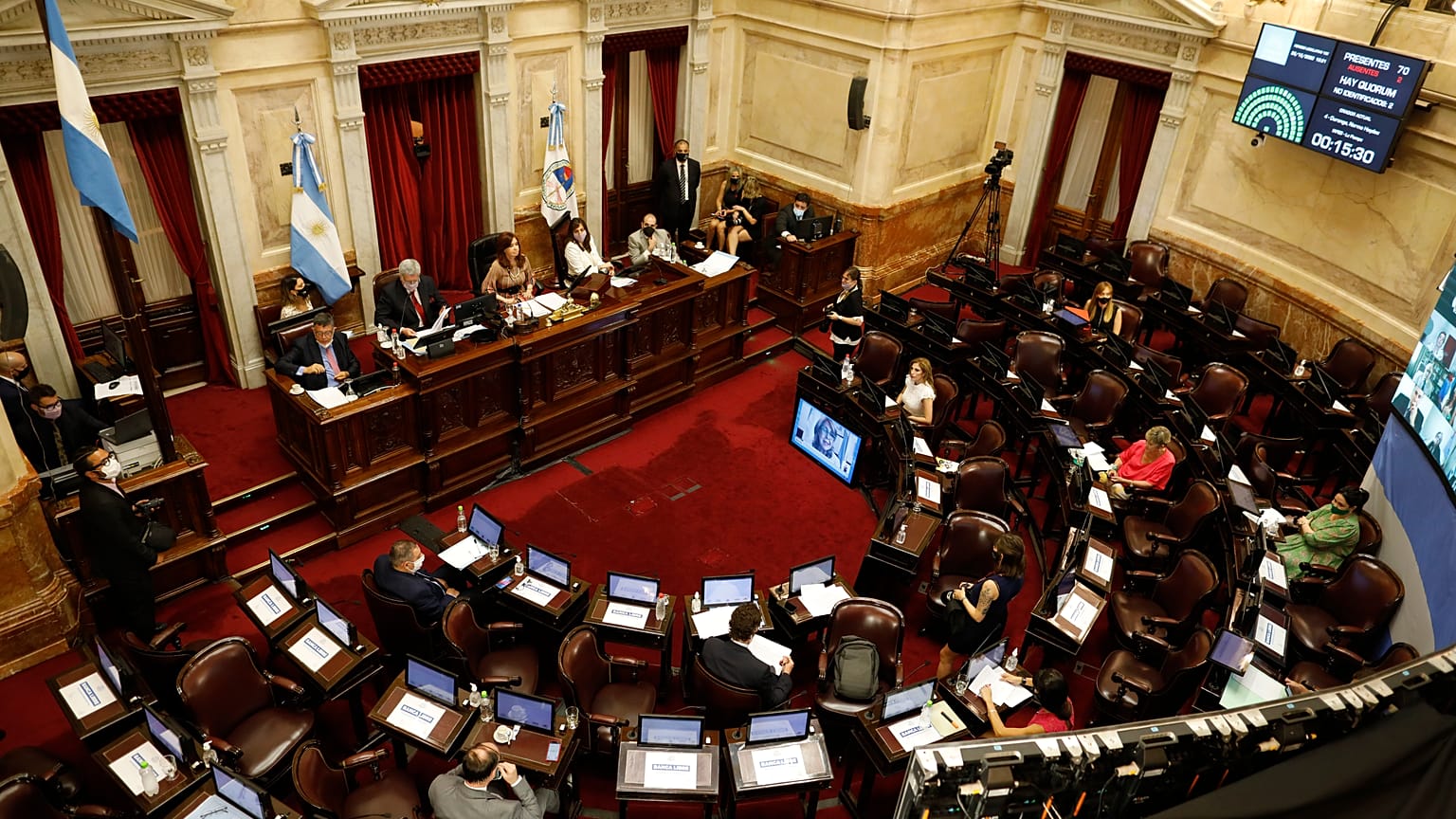 El Congreso debate la ley de IVE en diciembre de 2020, Buenos Aires, Argentina 