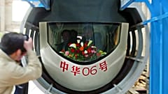 Çin'in geliştirdiği hızlı Maglev trenlerinden bir kare.