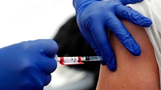 Streit um Impfzertifikate in der EU