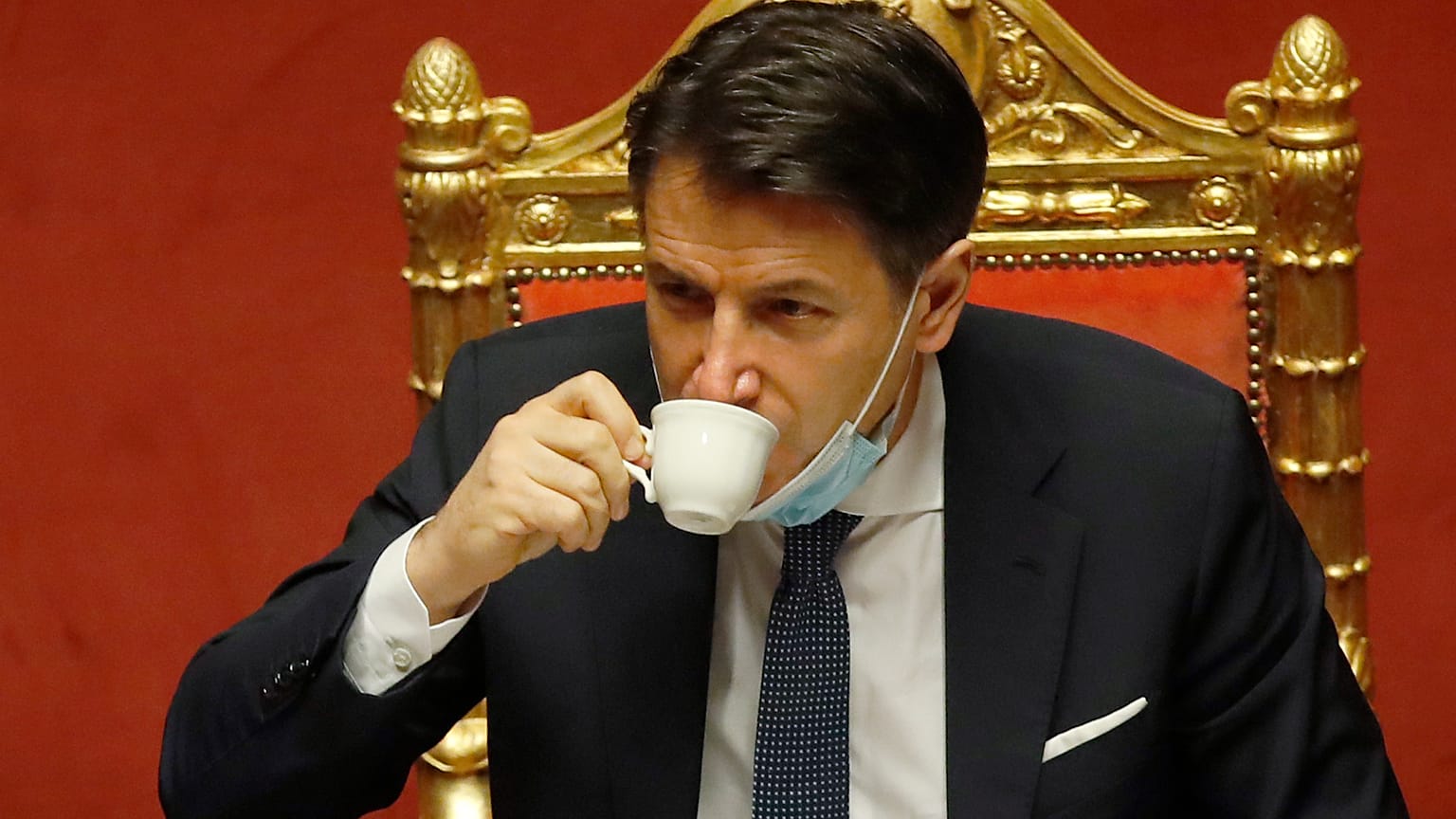 Giuseppe Conte im Senat. 