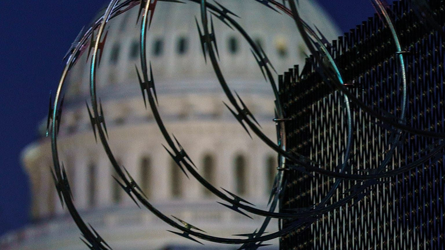El FBI deja fuera del dispositivo de Washington a 12 militares por motivos de seguridad