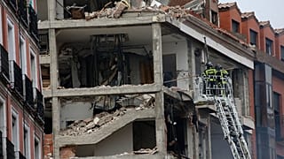 Edificio del número 98 en la calle Puerta de Toledo tras la explosión
