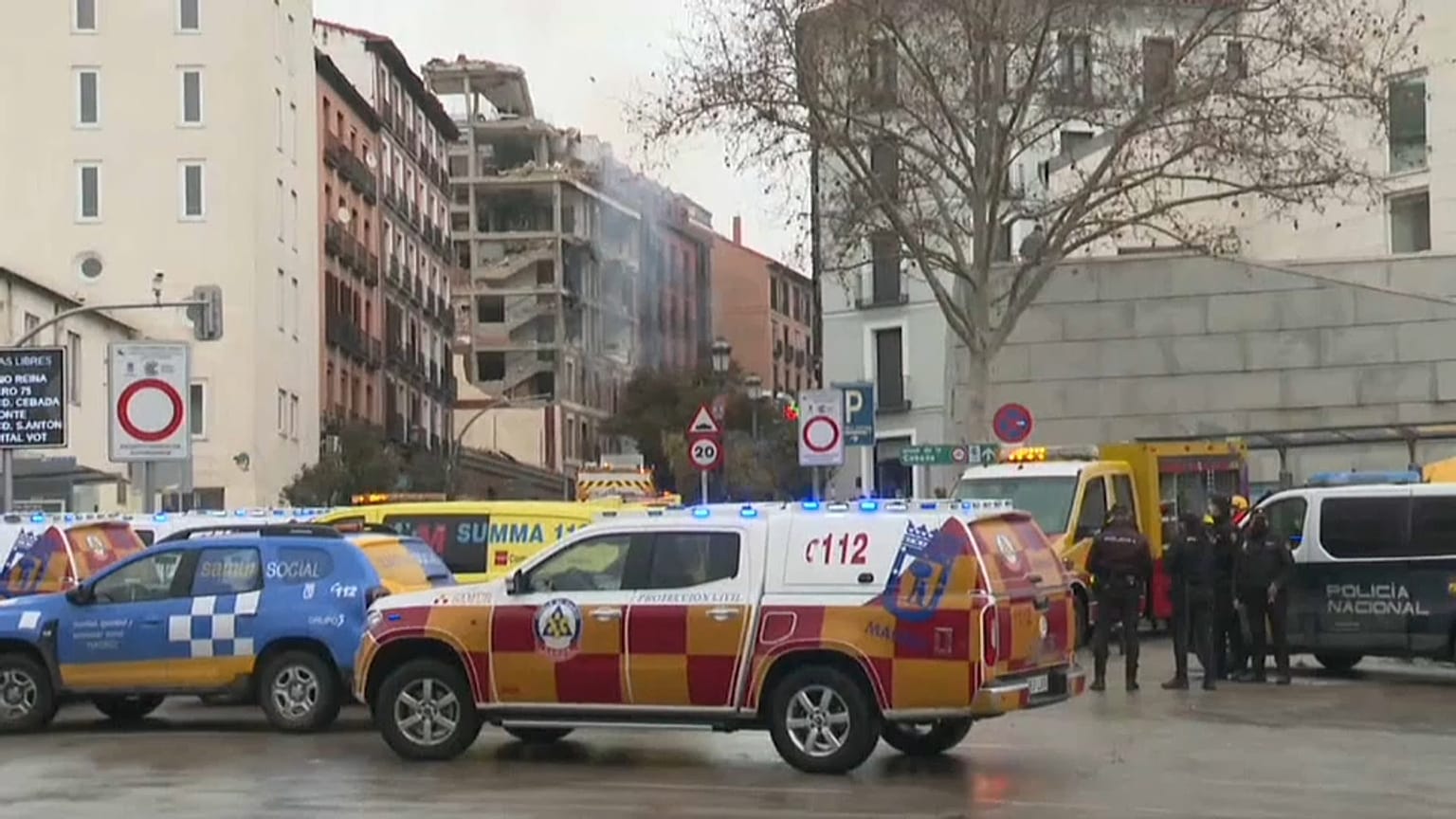 Viele Rettungskräfte vor Ort in Madrid