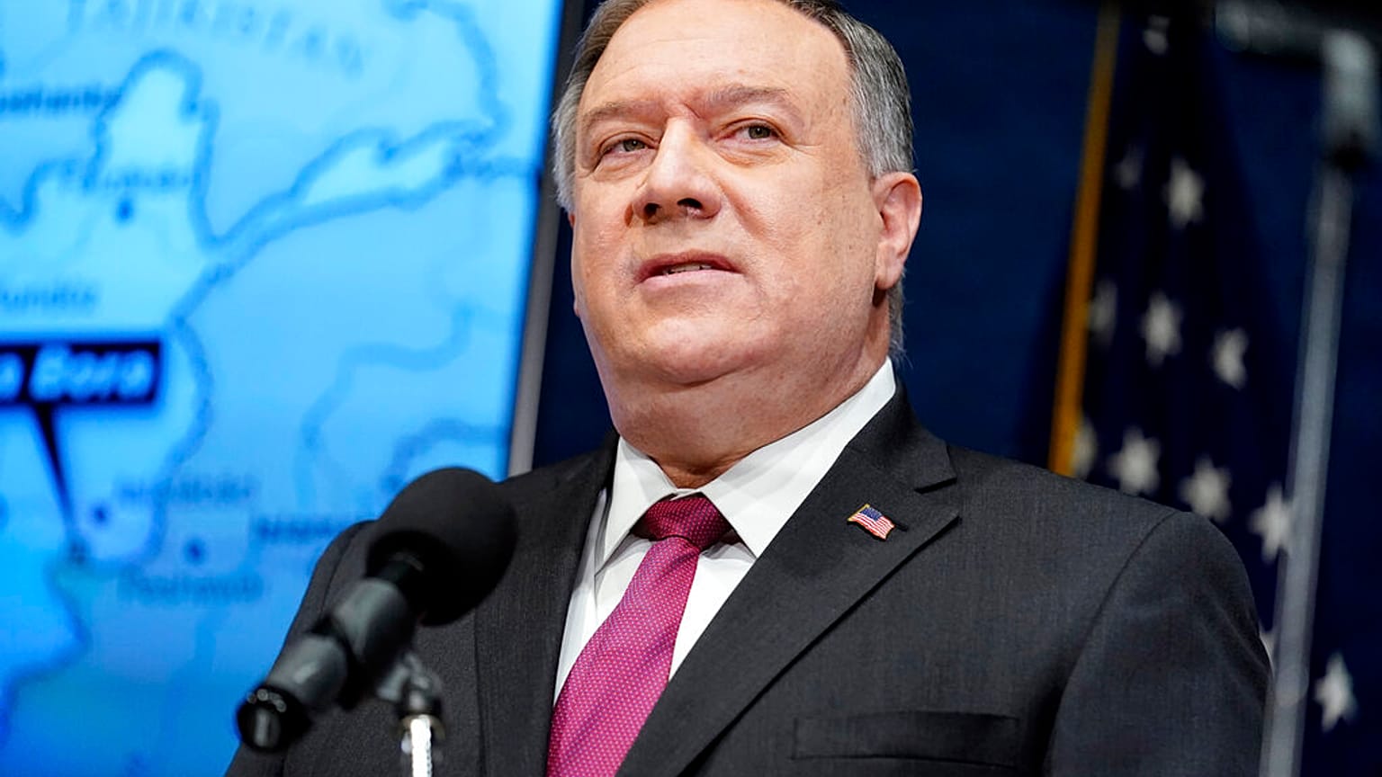 Mike Pompeo ellen is szankciót hozott a kínai vezetés