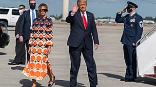 Donald y Melania Trump a su llegada a Florida