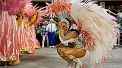 ARQUIVO (desfile da escola Beija Flor, em 2020)