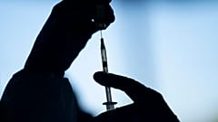 Pfizer/BioNTech aşısının -70 C derecede saklanması gerekiyor