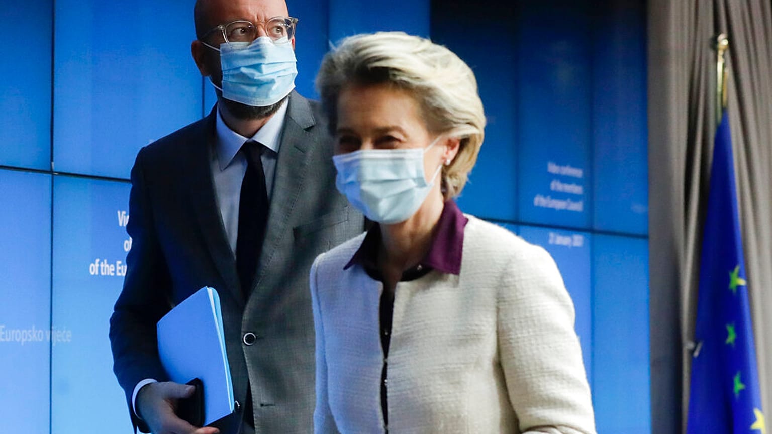 Charles Michel und Ursula von der Leyen in Brüssel nach dem Video-Gipfel zu Corona