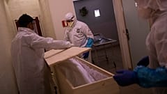 Preparazione di una salma di un defunto di fede islamica