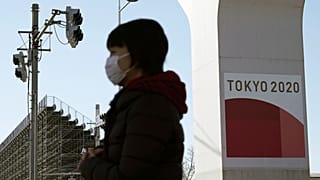Un cartel de las de los Juegos Olímpicos en Tokio.