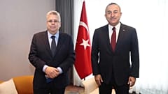 Nacho Sanchez Amor ve Mevlüt Çavuşoğlu