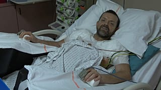 Dopo il doppio trapianto di braccia Felix ha sensazioni nei nuovi arti