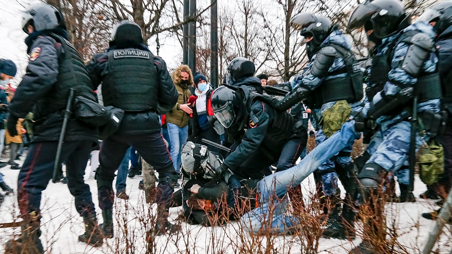 Rusya'da muhalif Navalny için yapılan protesto