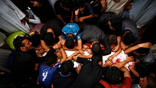 صورة من الارشيف-تشييع جنازة عناصر من قوات الحكومة العراقية ومقاتلين من الحشد الشعبي