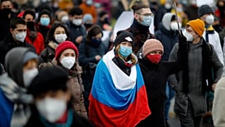 Navalny protestolarında en az 3 bin kişi gözaltına alındı