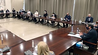 Σύσκεψη επιτροπής επιδημιολόγων υπό τον ΠτΔ