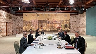 Διερευνητικές επαφές