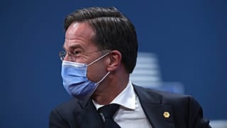 Elítélte a zavargásokat a holland kormányfő