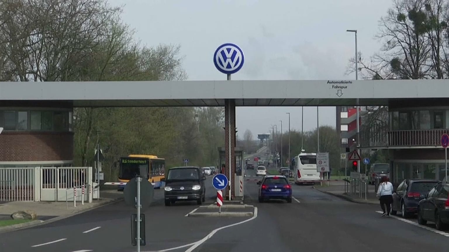 Entrada a una factoría de Volskwagen en Alemania.