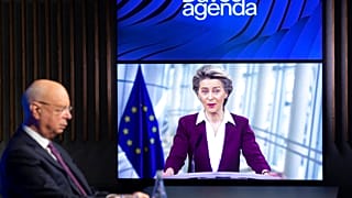 La UE controlará las exportaciones de vacunas de Pfizer y AstraZeneca