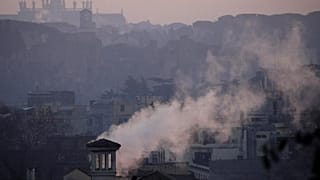 دراسة تؤكد أن تلوث الهواء يزيد خطر فقدان البصر الدائم