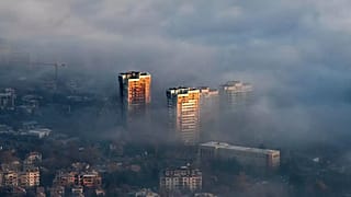 Dünya Sağlık Örgütü (WHO- DSÖ) hava kirliliği sebebiyle her sene en az 7 milyon insanın hayatını kaybettiğini belirtiyor.