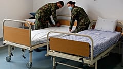 Das Militär hilft in den Krankenhäusern