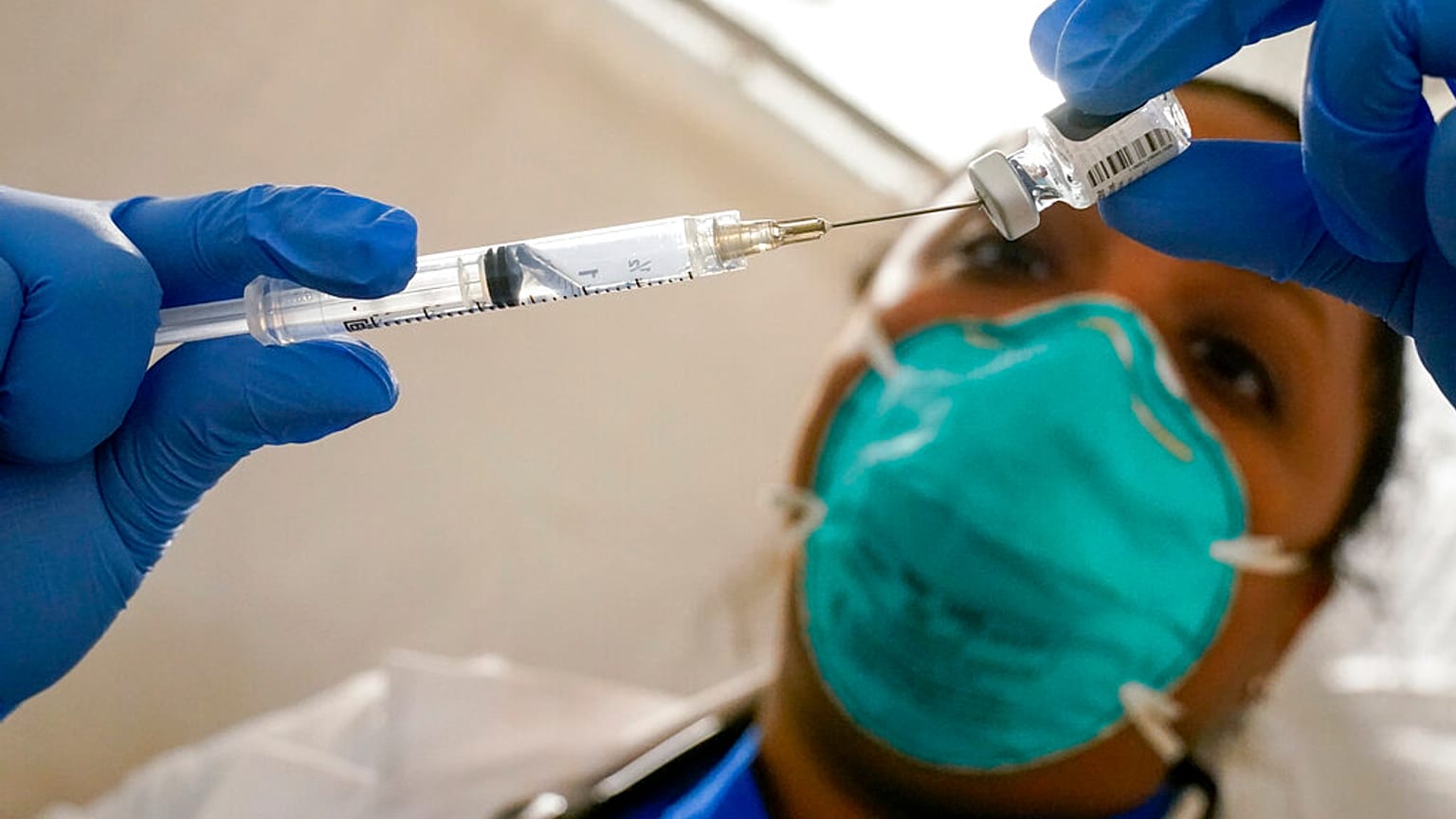 Virus Outbreak US Surge