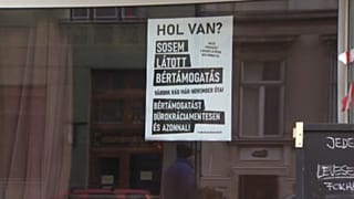 A Jedermann étterem utcafontja
