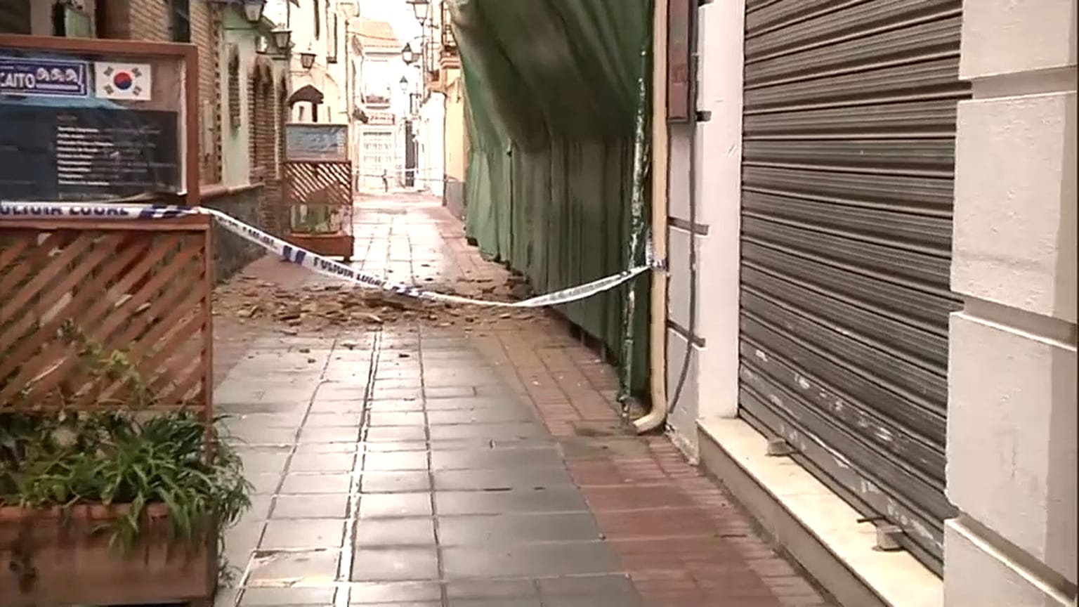 The earthquakes caused minor damage to buildings in Atarfe.