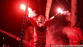 Yannick Bestaven savourant sa victoire, les Sables-d'Olonne, le 28 janvier 2021