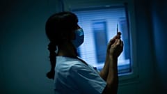 Perché in Europa siamo più indietro sulla vaccinazione Covid? 