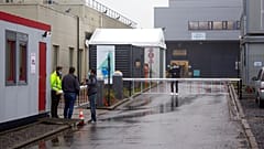ΕΕ: Έλεγχοι στις εξαγωγές εμβολίων - Έφοδος στο εργοστάσιο της AstraZeneca