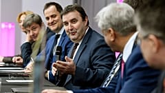 Rovó László rektor (balról a második) Palkovics László ITM-miniszterrel