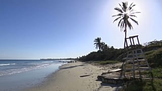 Una playa desierta de turistas en Cuba