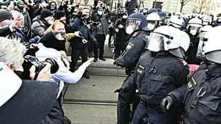 The demonstration had been outlawed by Austrian police, who feared the spread of further coronavirus cases.