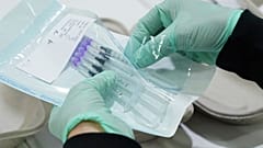 Σύριγγες για το εμβόλιο των Pfizer/Biontech