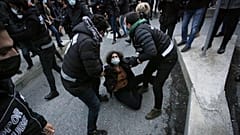 Boğaziçi Üniversitesi'nde rektör protestolarında 159 öğrenci gözaltına alındı.